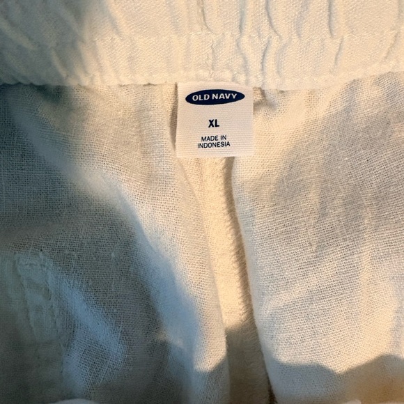Old Navy Women’s Linen Pants - Picture 2 of 2